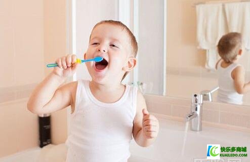 宝宝多大可以刷牙了