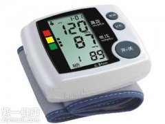 [保健分析]血压计哪种测得准 建议选择电子血压计